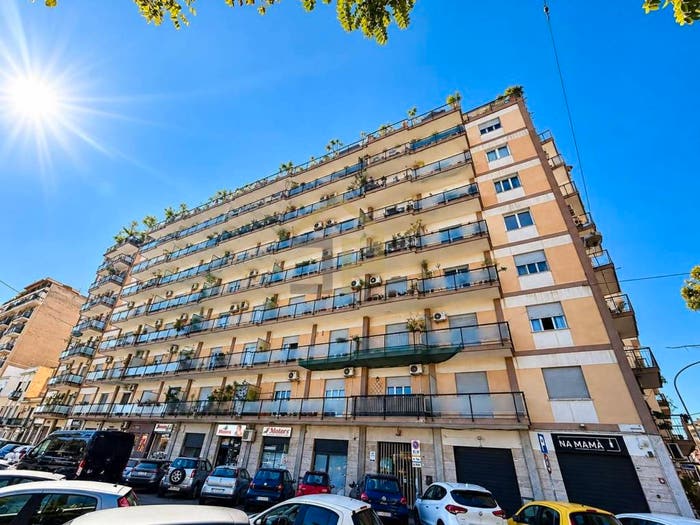Appartamento con 5 locali in vendita in Via Sampolo, Libertà Villabianca, Palermo