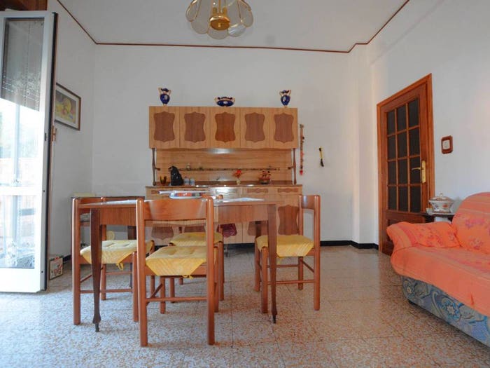 Appartamento quadrilocale in vendita in Via Piave, Valle Di Vado, Vado Ligure