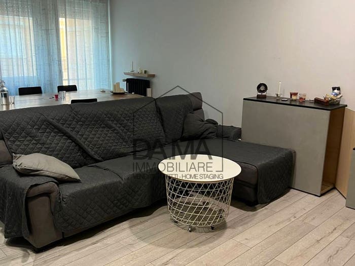Appartamento trilocale in vendita in Via Michele Valenti, San Leonardo, Parma