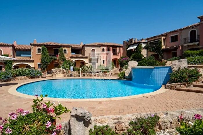 Appartamento trilocale in vendita in Via Guglielmo Marconi, Golfo Aranci