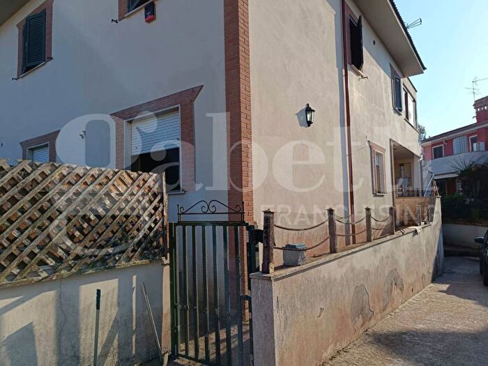 Appartamento quadrilocale in vendita in Via delle giornate, Rinascimento, Anzio