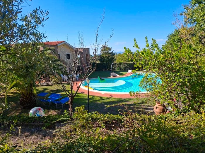 Casa con 6 locali in vendita in Peccioli