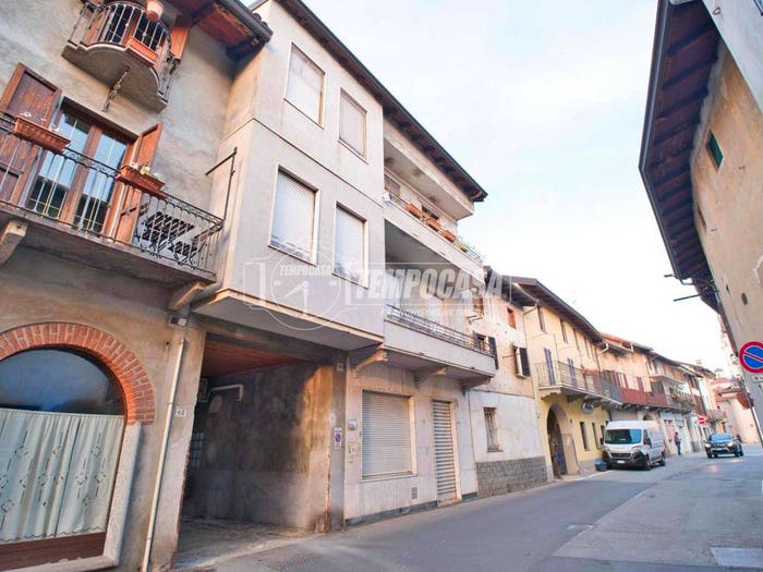 Appartamento con 6 locali in vendita in Via Giacomo Matteotti, Cameri