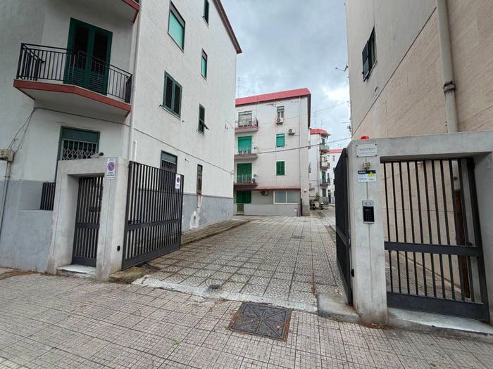 Appartamento bilocale in vendita in Via Giuseppe Garibaldi, Libertà, Messina