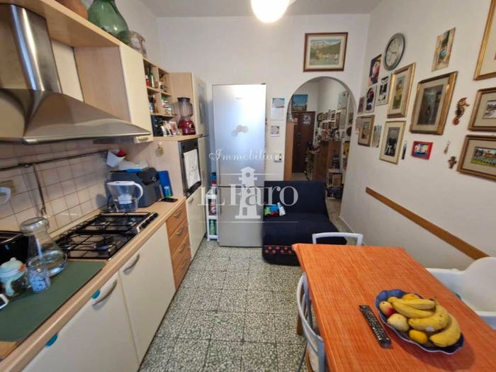 Appartamento bilocale in vendita in Via Po, Centro, Campi Bisenzio