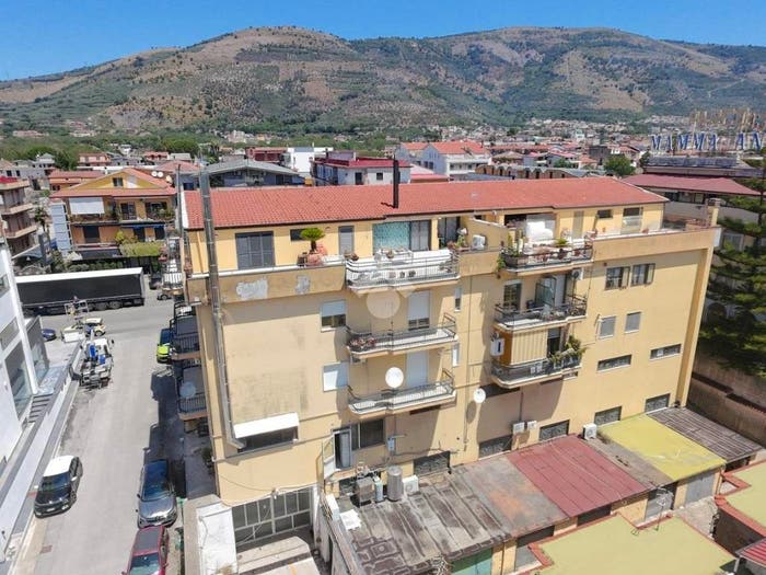 Appartamento quadrilocale in vendita in Via Nazionale Appia, Santa Maria a Vico