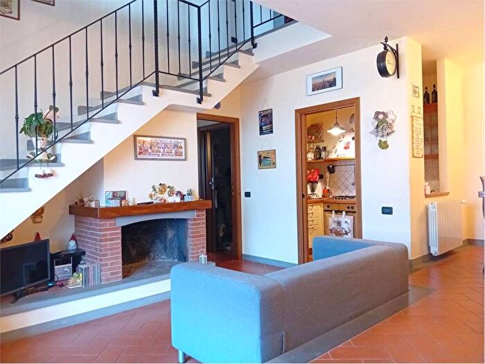 Appartamento quadrilocale in vendita in Via delle Terme, Grotta Giusti, Monsummano Terme