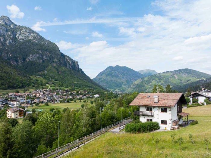 Casa con 6 locali in vendita in Via Bosin, Centro, Ziano di Fiemme