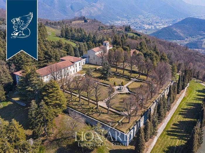 Casa con 6 locali in vendita in Piazza, Gussago