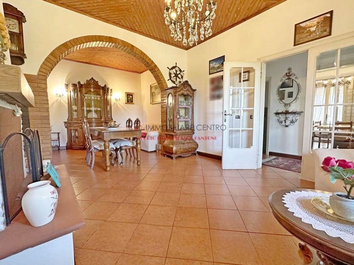 Casa con 6 locali in vendita in Via Jacopo Tintoretto, Lido di Camaiore, Camaiore