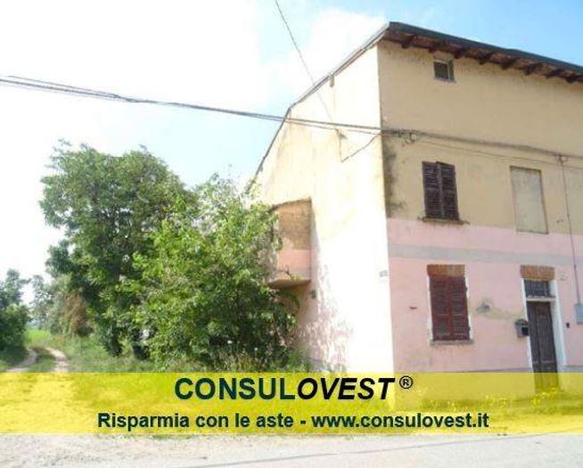 Casa con 6 locali in vendita in Via Villa Biscossi, Centro, Galliavola