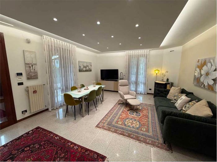 Casa con 6 locali in vendita in via raffaello, Marcon Gaggio Colmello, Marcon