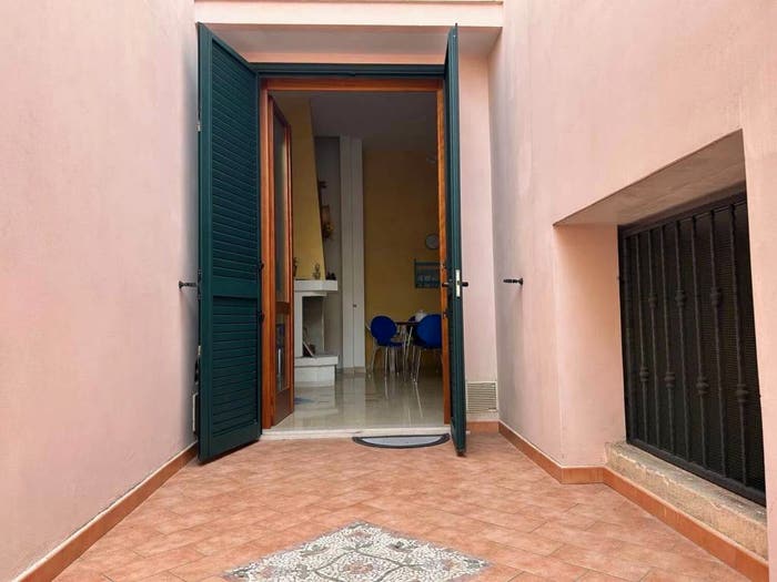 Casa con 6 locali in vendita in Via Trieste, Casarano