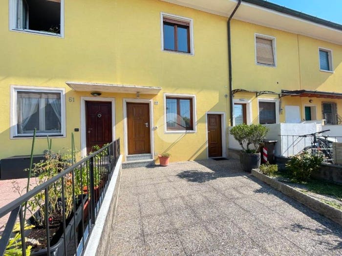 Casa trilocale in vendita in Traversa Quarta Villaggio Sereno, Villaggio Sereno, Brescia