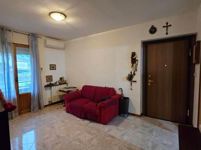 Appartamento con 5 locali in vendita in Mirteto, Massa