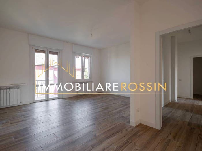Appartamento trilocale in vendita in Via Alessandro Manzoni, Marcallo, Marcallo con Casone