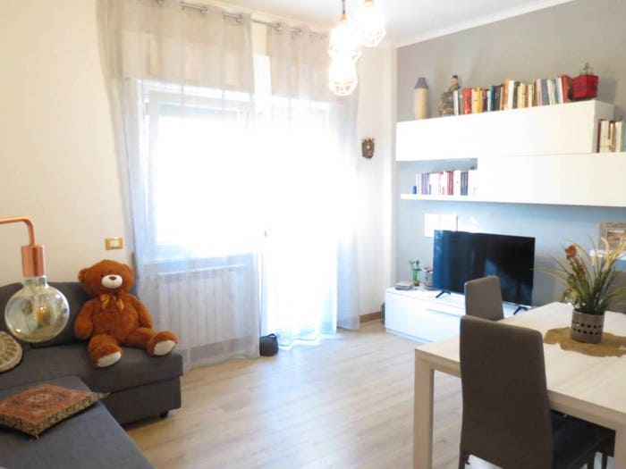 Appartamento bilocale in vendita in Via Nino Bixio, Zona Domitilla, Ladispoli