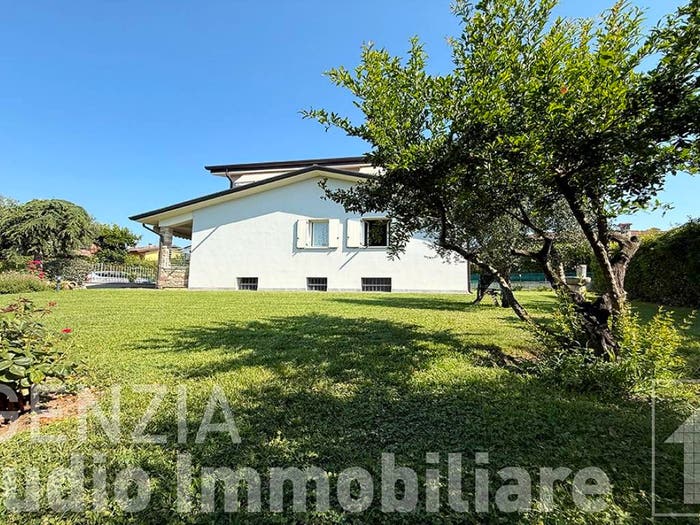 Casa con 6 locali in vendita in Via del Santuario, Lonato, Lonato del Garda