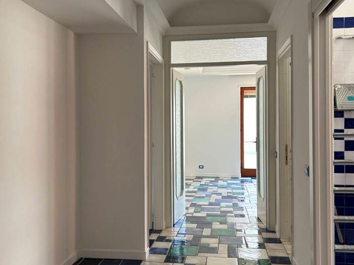 Appartamento trilocale in vendita in Via Belluno, Gaeta
