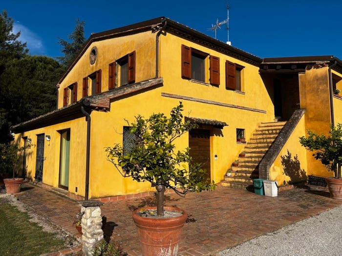 Casa con 6 locali in vendita in Via San Germano, Camerano