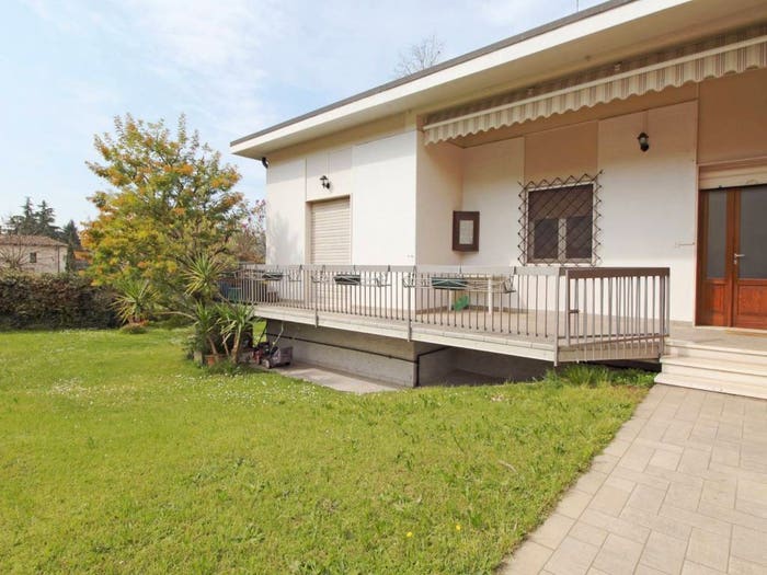 Casa quadrilocale in vendita in Centro, Ome