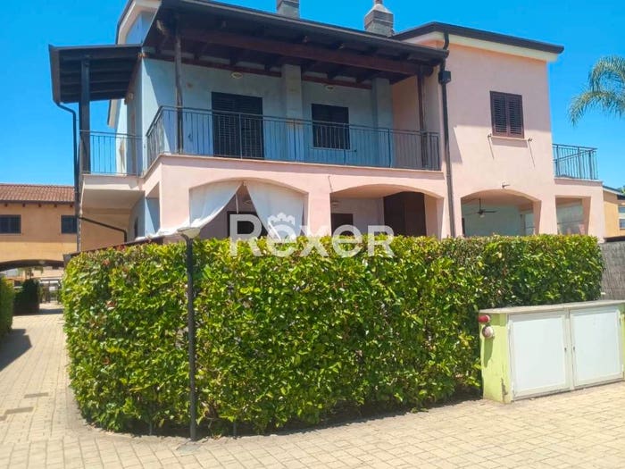 Casa trilocale in vendita in Via Lido, Policoro