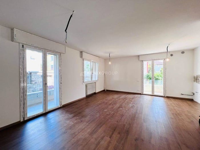 Appartamento trilocale in vendita in Via Bengasi, Sacra Famiglia Basso Isonzo, Padova