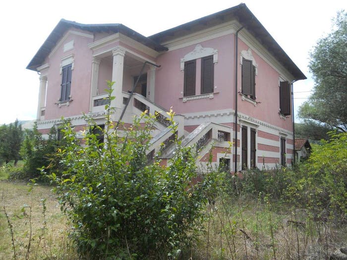 Casa con 6 locali in vendita in Via Tiburtina Valeria, Scurcola Marsicana