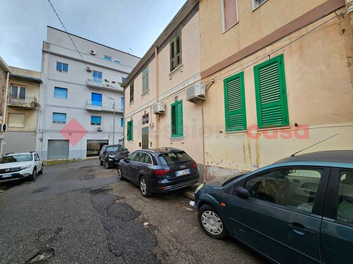 Appartamento quadrilocale in vendita in via enrico alding, Quartiere Lombardo, Messina