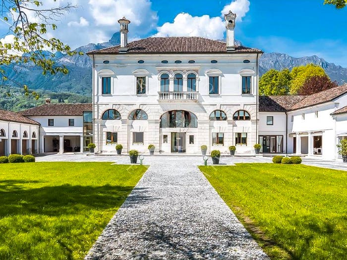 Casa con 6 locali in vendita in Centro, Belluno