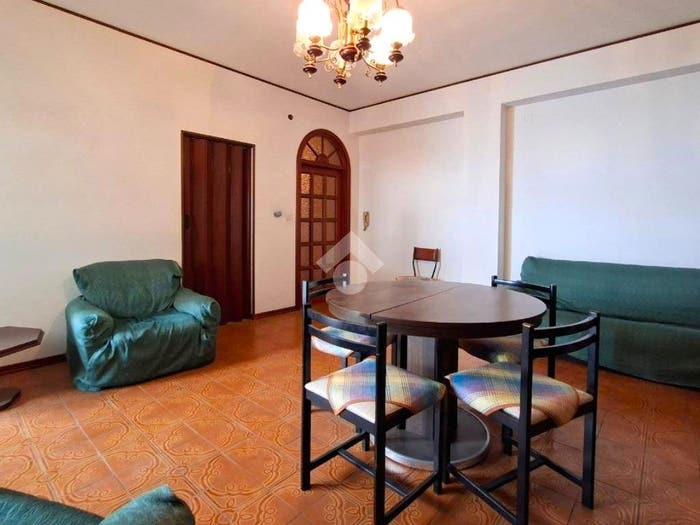 Appartamento con 5 locali in vendita in Via Padre Carlo Orazi, Centro, Castorano