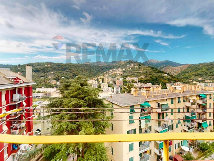 Appartamento quadrilocale in vendita in Via Terpi, Molassana, Genova