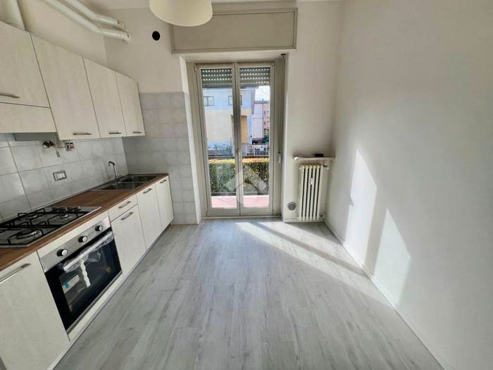 Appartamento quadrilocale in affitto in Via dolomiti, San Michele Extra, Verona