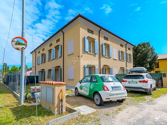 Casa con 5 locali in vendita in Stradello Rossi di Cortile, Cortile, Carpi