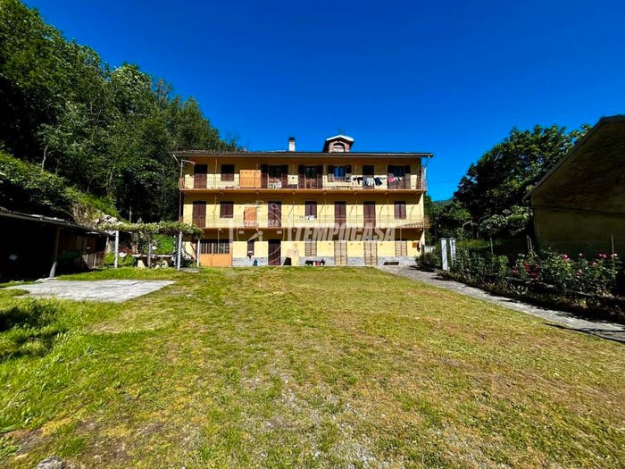 Appartamento con 5 locali in vendita in Via UMBERTO i, Centro, Sant'Ambrogio di Torino