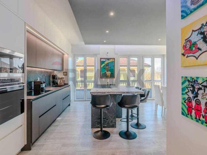Casa con 5 locali in vendita in VIA DEI CACCIA, Centro Stazione, Novara