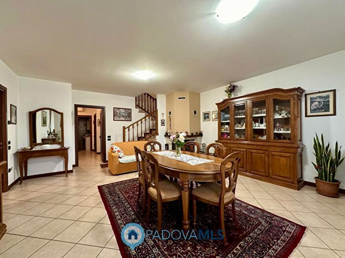 Casa quadrilocale in vendita in Via Lion, Masera' Di Padova