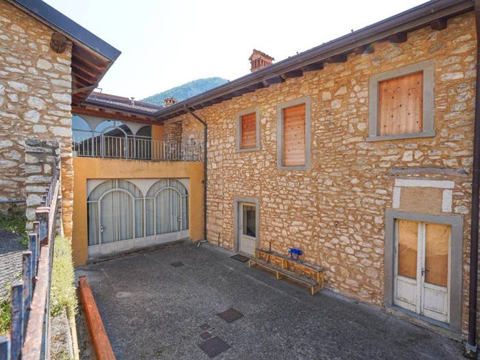 Casa quadrilocale in vendita in Via Baldi, Centro, Adrara San Martino