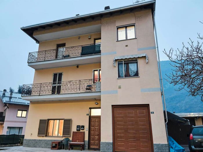 Appartamento trilocale in vendita in Via Nazional Per Carema, Centro, PontSaintMartin
