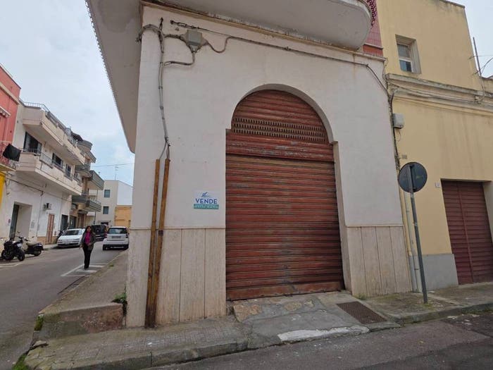 Appartamento con 5 locali in vendita in Via Daniele Manin, Centro, Galatone