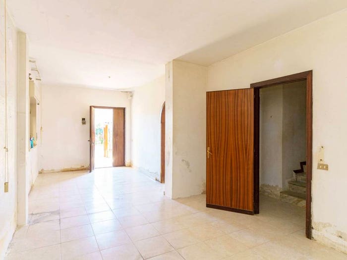 Appartamento con 5 locali in vendita in Via Amerigo Vespucci, Centro, Belpasso