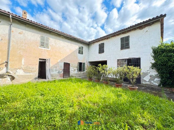 Casa trilocale in vendita in Strada Convento Tinella, Costigliole d'Asti