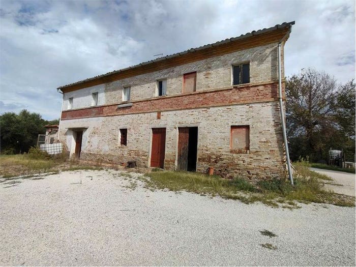 Casa con 6 locali in vendita in VIA SAN PATERNIANO, Osimo