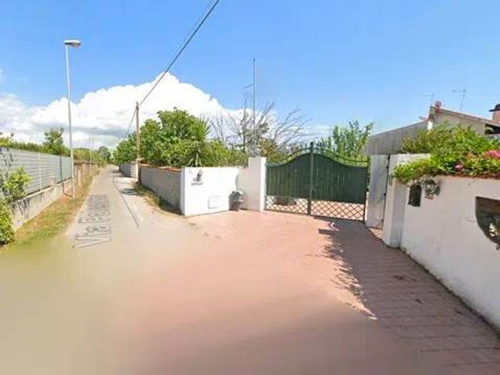 Casa con 6 locali in vendita in Via Palestrina, Loricina Seccia Tre Cancelli, Nettuno