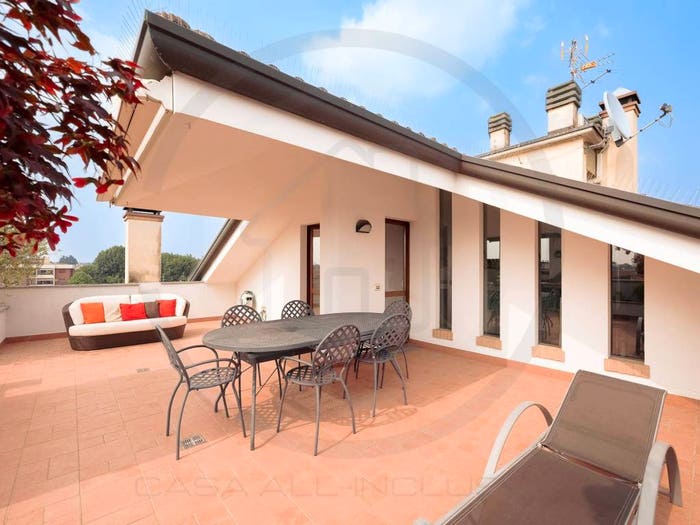 Casa con 6 locali in vendita in Via Niccolò Copernico, Cattaneo Pacinotti Torricelli, Lissone
