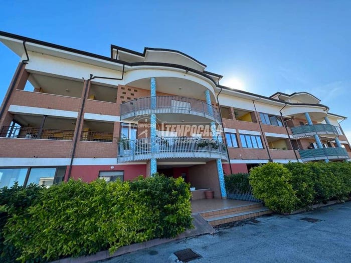 Appartamento con 5 locali in vendita in Via Savini, Savini, Ortona