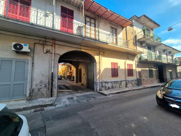 Appartamento bilocale in vendita in Via Iv Novembre, Centro, Caivano