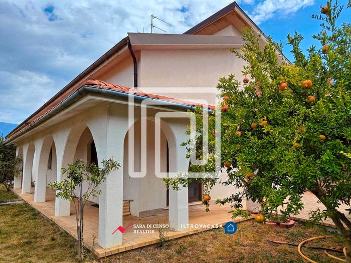 Casa con 5 locali in vendita in via di Prezza, Raiano