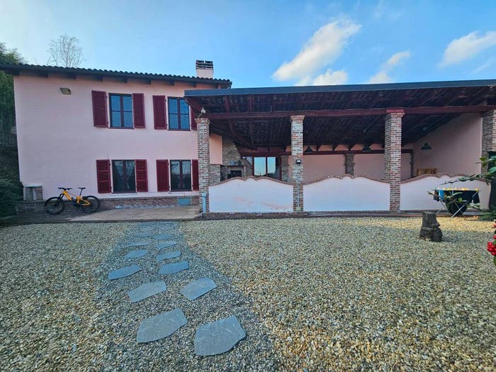 Casa quadrilocale in vendita in Via Baldissero, Pavarolo