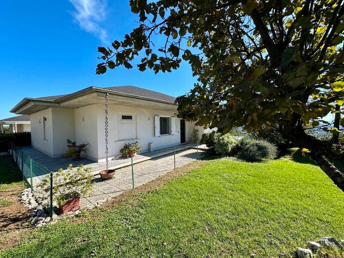 Casa con 6 locali in vendita in Via Colle Michelangelo, Fiuggi